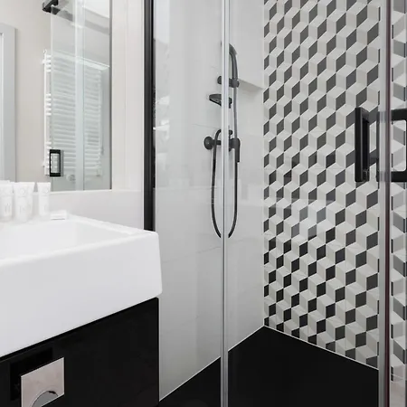 Bright Blue Studio In With Free Access To The Gym By Renters 아파트 *